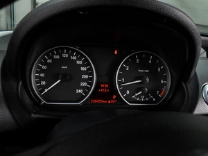Хетчбэк BMW 1 серия 2011 года, 759000 рублей, Воронеж