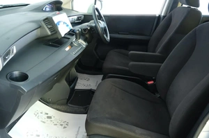Минивэн Honda Freed 2012 года, 1149000 рублей, Омск