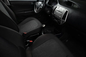 Хетчбэк Hyundai i20 2010 года, 649000 рублей, Оренбург