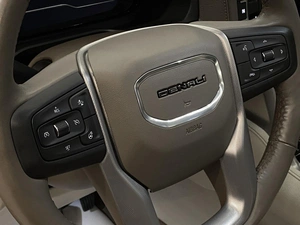 Внедорожник GMC Yukon 2022 года, 12000000 рублей, Красноярск