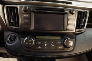 Внедорожник Toyota RAV4 2012 года, 1919000 рублей, Челябинск