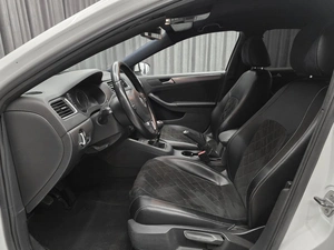 Седан Volkswagen Jetta 2014 года, 730000 рублей, Красноярск