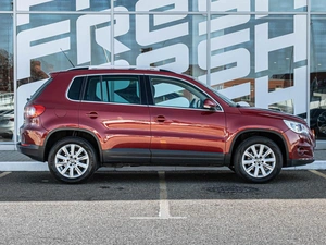 Внедорожник Volkswagen Tiguan 2011 года, 1338000 рублей, Краснодар