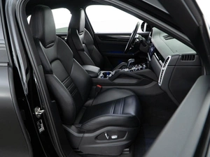 Внедорожник Porsche Cayenne Coupe 2020 года, 8997434 рублей, Москва