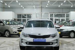 Седан Kia Optima 2018 года, 1679000 рублей, Омск