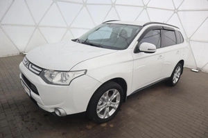 Внедорожник Mitsubishi Outlander 2012 года, 1330000 рублей, Орёл