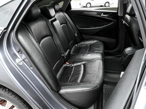 Седан Hyundai Sonata 2011 года, 1099000 рублей, Волгоград