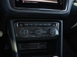 Внедорожник Volkswagen Tiguan 2018 года, 2899000 рублей, Краснодар