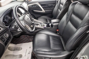 Внедорожник Mitsubishi Pajero Sport 2016 года, 2649000 рублей, Барнаул