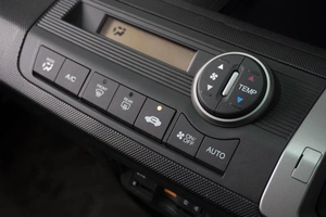 Минивэн Honda Freed 2014 года, 1330000 рублей, Омск
