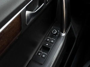 Седан Volkswagen Passat 2012 года, 1099000 рублей, Саратов