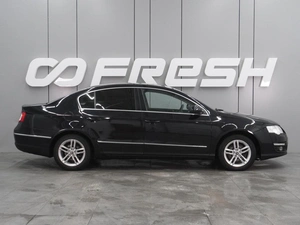 Седан Volkswagen Passat 2010 года, 799000 рублей, Воронеж