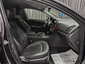 Седан Kia Optima 2012 года, 1099000 рублей, Красноярск