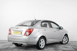 Седан Chevrolet Aveo 2013 года, 599000 рублей, Кемерово