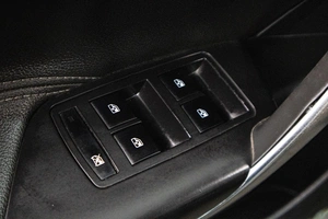 Седан Opel Insignia 2012 года, 1019000 рублей, Сургут