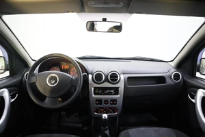 Хэтчбек Renault Sandero 2014 года, 1100000 рублей, Брянск