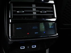 Внедорожник Geely Monjaro 2023 года, 3423999 рублей, Москва