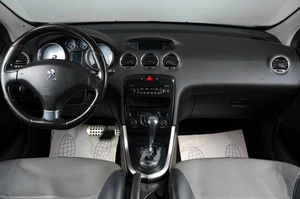 Хетчбэк Peugeot 308 2011 года, 499000 рублей, Тюмень