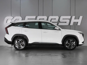 Внедорожник Geely Atlas 2025 года, 3970000 рублей, Красный Пахарь
