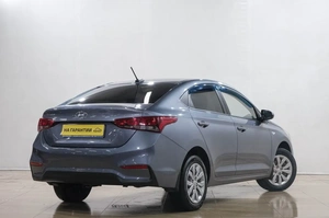 Седан Hyundai Solaris 2017 года, 929000 рублей, Новокузнецк