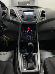 Седан Hyundai Elantra 2014 года, 1197000 рублей, Солонцы