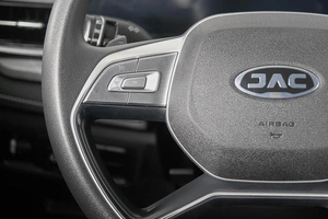 Внедорожник JAC JS6 2023 года, 1759000 рублей, Кемерово