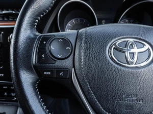 Хетчбэк Toyota Auris 2015 года, 1215000 рублей, Ставрополь