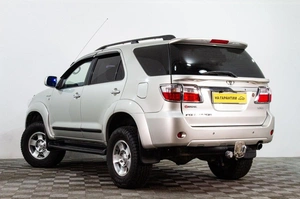 Внедорожник Toyota Fortuner 2010 года, 2609000 рублей, Сургут