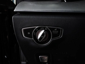 Седан Mercedes-benz E-класс 2018 года, 2799000 рублей, Воронеж