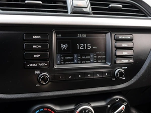 Хетчбэк Kia Rio X-Line 2018 года, 1690000 рублей, Краснодар