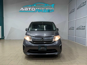Минивэн Honda Stepwgn 2015 года, 1599000 рублей, Красноярск