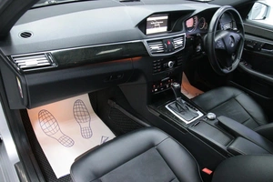 Седан Mercedes-benz E-класс 2009 года, 1658000 рублей, Солонцы
