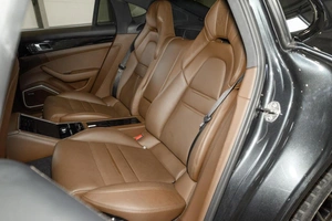 Лифтбек Porsche Panamera 4S 2018 года, 8649000 рублей, Ульяновск