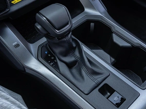 Внедорожник Toyota RAV4 2026 года, 4720000 рублей, Краснодар