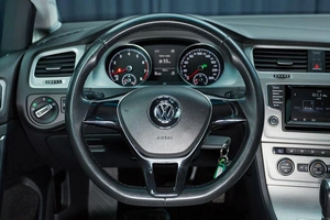 Хетчбэк Volkswagen Golf 2013 года, 1149000 рублей, Красноярск