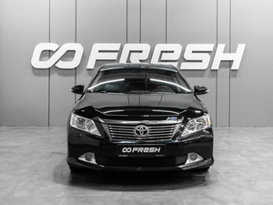 Седан Toyota Camry 2012 года, 1990000 рублей, Тюмень
