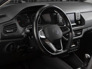 Седан Volkswagen Polo 2020 года, 1365000 рублей, Тюмень