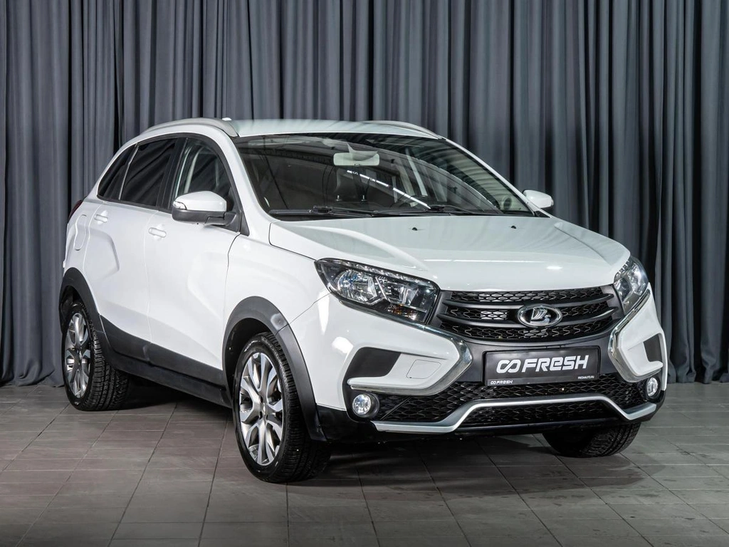 Хетчбэк ВАЗ (LADA) XRAY Cross 2019 года, 1090000 рублей, Волгоград