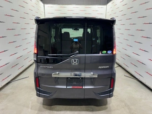 Минивэн Honda Stepwgn Spada 2021 года, 2300000 рублей, Красноярск