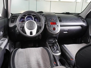 Хетчбэк Kia Soul 2012 года, 889000 рублей, Воронеж