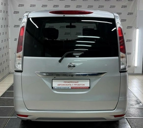 Минивэн Nissan Serena 2011 года, 1270000 рублей, Красноярск