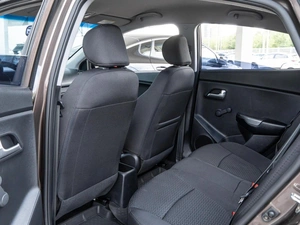 Седан Kia Rio 2015 года, 1004967 рублей, Волгоград