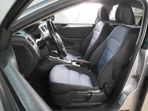 Седан Volkswagen Jetta 2013 года, 1049000 рублей, Воронеж