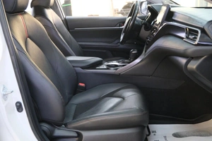 Седан Toyota Camry 2021 года, 2759000 рублей, Омск