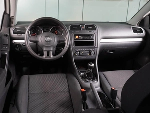 Хетчбэк Volkswagen Golf 2011 года, 649000 рублей, Воронеж