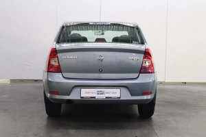 Седан Renault Logan 2011 года, 570000 рублей, Брянск
