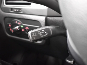 Внедорожник Volkswagen Touareg 2012 года, 2499900 рублей, Казань
