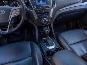 Внедорожник Hyundai Santa Fe 2016 года, 2559000 рублей, Саратов