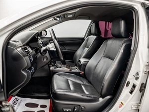 Седан Toyota Camry 2015 года, 2075000 рублей, Красноярск