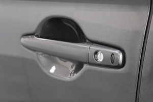 Внедорожник Mitsubishi Outlander 2019 года, 2392000 рублей, Красноярск